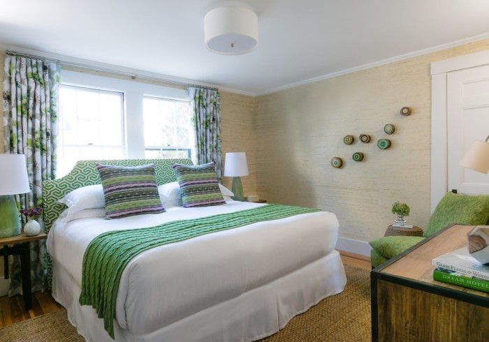 WhiteHall Inn Room Features