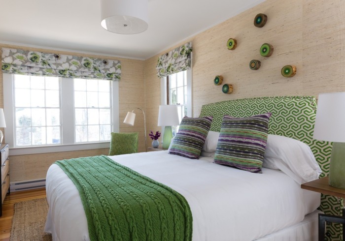 WhiteHall Inn Room Features